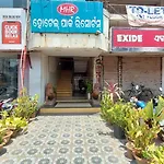 Hotel Park Resort Near Railway Station- Lift Facilities-Best Selling & Best Choice Of Travellers By Morservices