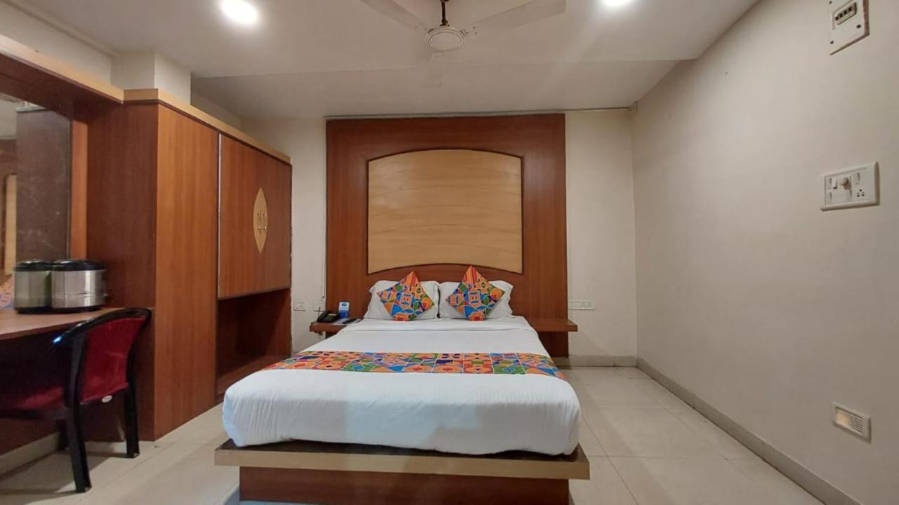 Park Near Railway Station- Lift Facilities-best Selling & Best Choice Of Travellers By Morservices Bhubaneswar