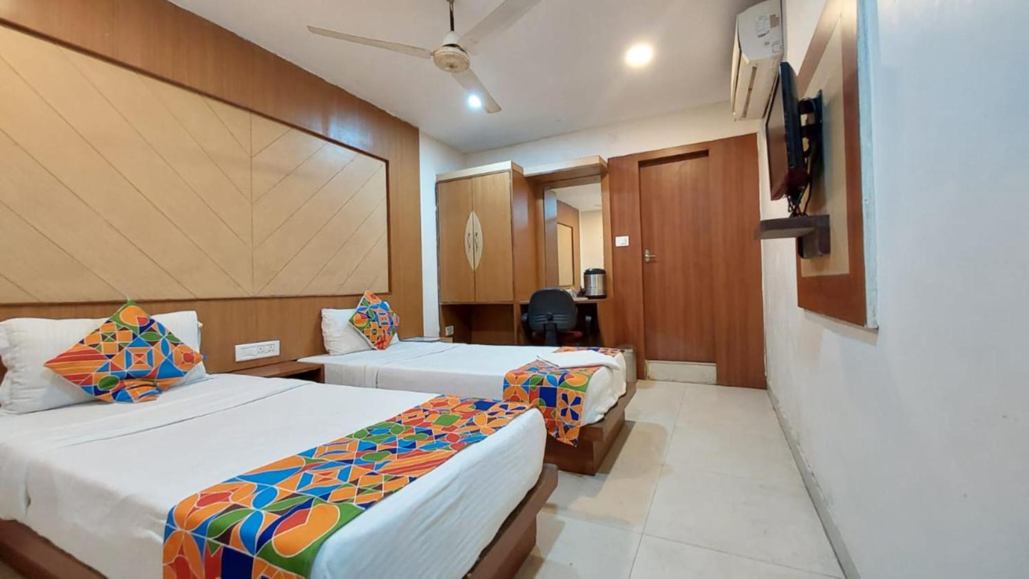 Hotel Park Near Railway Station- Lift Facilities-best Selling & Best Choice Of Travellers By Morservices Bhubaneswar