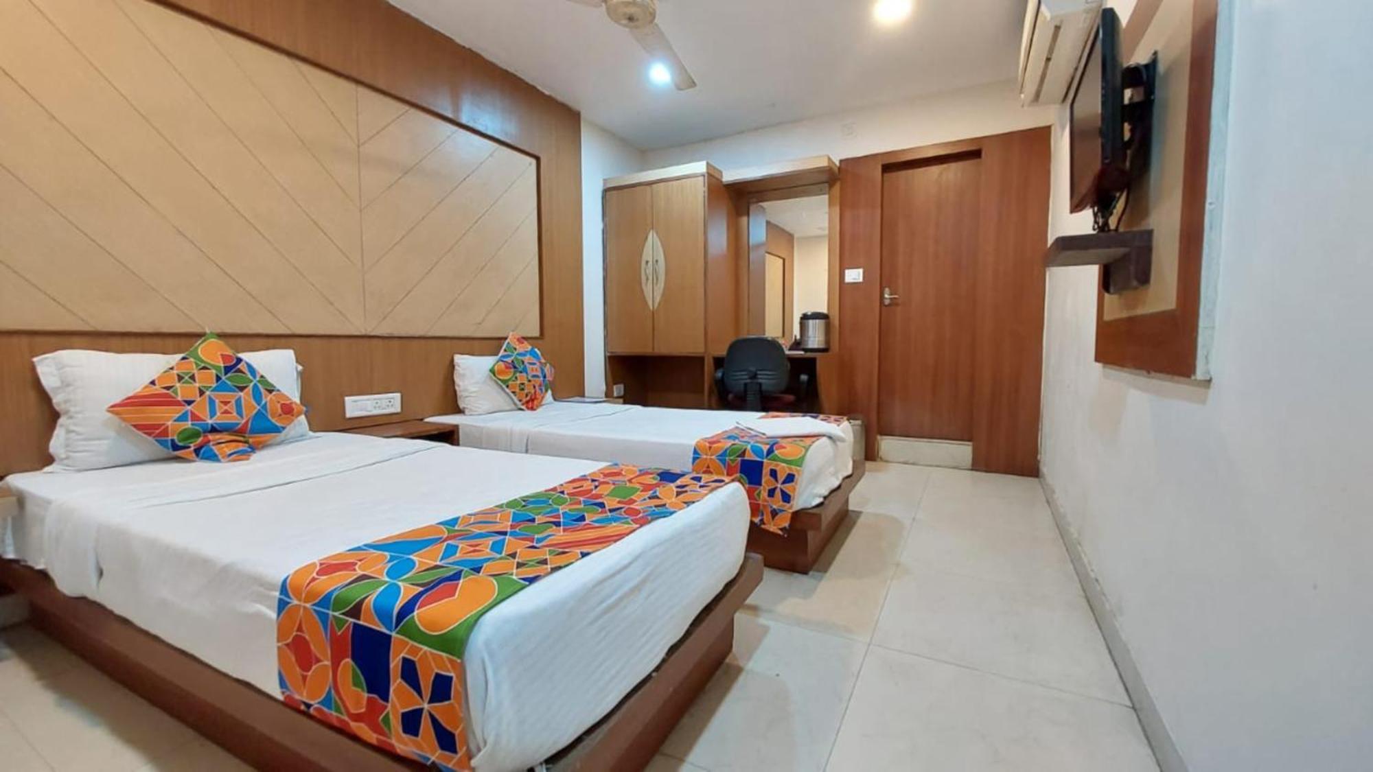 Park Near Railway Station- Lift Facilities-best Selling & Best Choice Of Travellers By Morservices Bhubaneswar